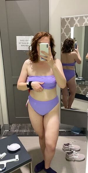 Accidental titty drop, I swear! Even though my ace is covered you can still see the surprise 🤣