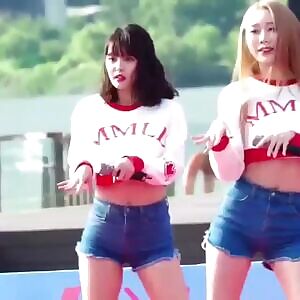 Momoland - Ahin