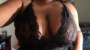 It’s titty Tuesday y’all 😘