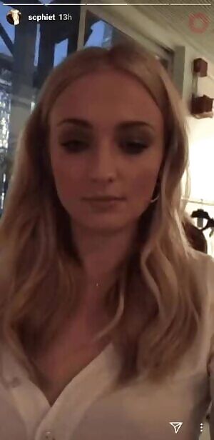 Sophie Turner bouncing her juicy tits for us