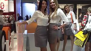Brunette or Blonde