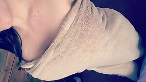 19 fresh out the shower, would you fuck me from the back, or suck on my titties while I pull on your cock? sc: moaqua