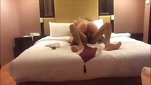 18YO BLONDE CHEERLEADER GETS BBC IN HER, SHES CUMS SO LOUDLY!