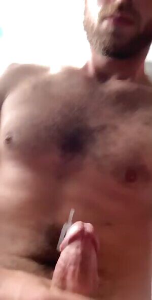 Shaking and cumming