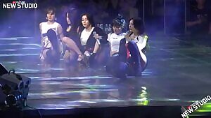 RED VELVET