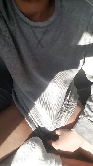 Sunlight and long sweaters make for some great reveals .