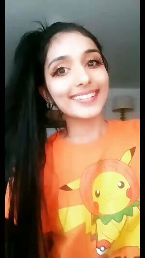 I rly like my face in this but my eyelashes are like 🕷🕸 spooky