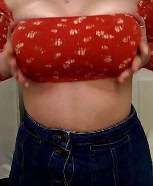 i hope my 18 year old tits can make your day:)