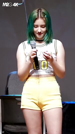 Momoland - Nancy