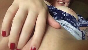 Playing with my perect pussy