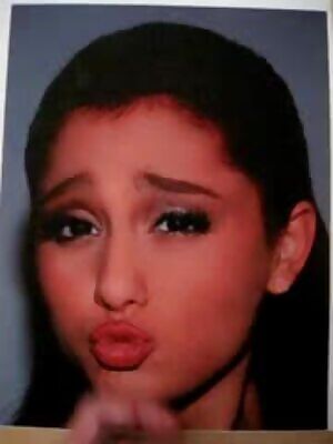 Ariana Wanted a Smooch