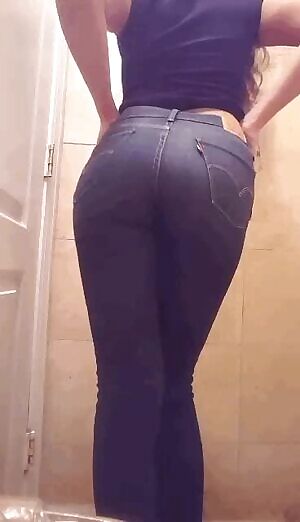 First gif of my Arabian ass