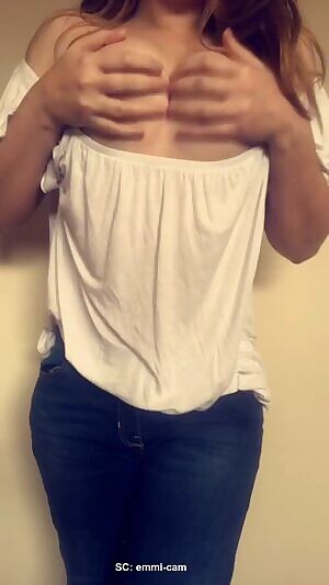 Нi Guys! Good To See You! Menu Type Actively! SC: Emmi-cam