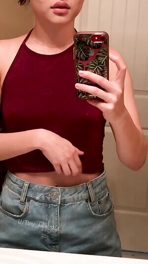 I never like wearing bras! ;p