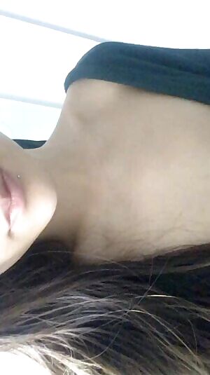 Lovin this cozy sweater. This will be all I wear at home for fall 🍂🍁