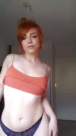 Holy heck...the perfect balance between cute and sexy 😍