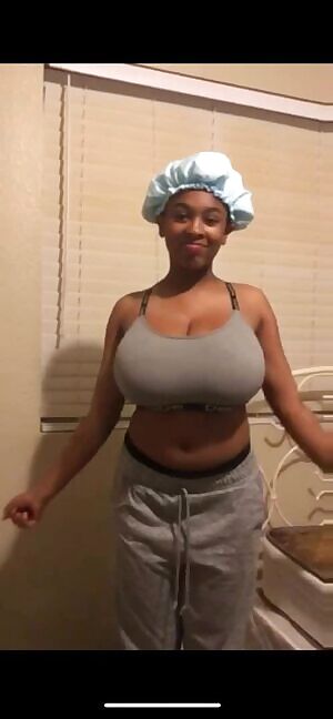 Huge bouncy titties