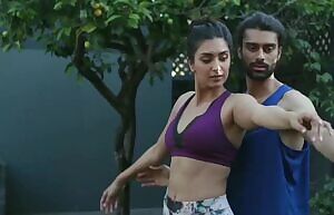 Jaskiran Kaur's yoga midriff