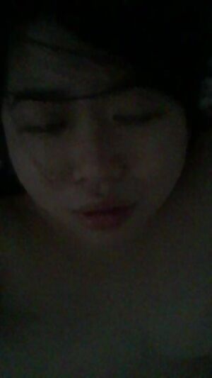 Can I lay by your side? I promise I’ll try to muffle my moans while you’re asleep x