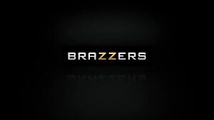 Disrespecting The Maid - Gia Paige, Tory Lane