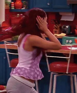 I want to fuck her while she is in Cat Valentine's character