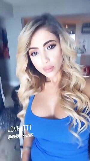 valeria orsini fine as hell 2