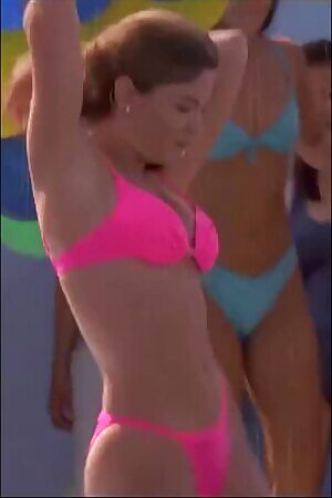 Jodi Lyn O'Keefe in She's All That