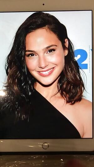 Not my best work but why not post it. Gal Gadot 2