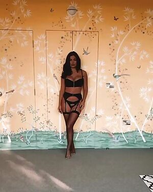 wow. so fucking sexy!