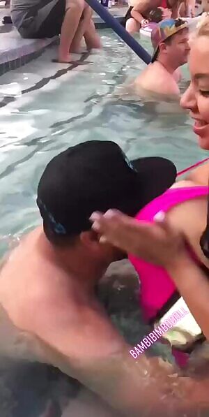 Pool fun 😏