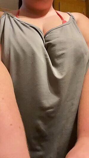 Titty drop 😍😍