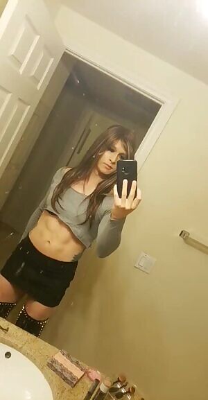 You ready for mistress slaves. Kik KACEYD237. Snapchat CDLV23.