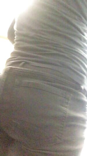 Quick booty shake at my desk