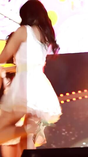Apink - Naeun: 18 Years Old