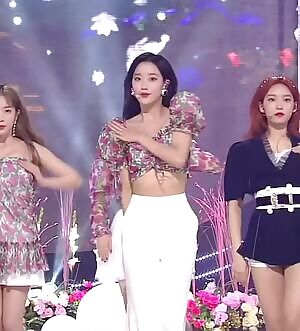 April - Naeun feat. Chaekyung & Rachel