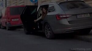 Extremely public pee