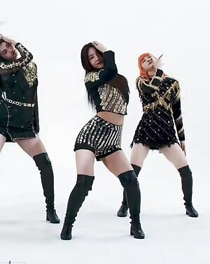 Everglow - Sihyeon
