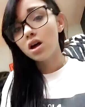 Looks like a fun night, wwyd if you were there? 🤤