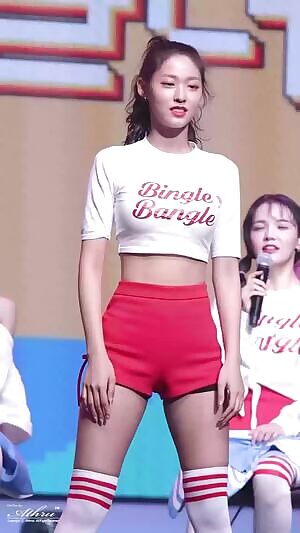 AOA Seolhyun teaching you how to bingle bangle