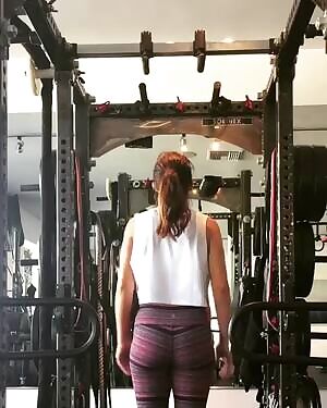 Minka Kelly