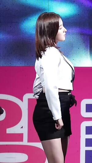 Nancy - 4K thiccness