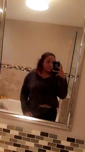 fuck me in this nice ass bathroom 🐣