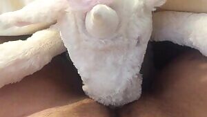 Sir Cumsalot is at it again. He makes my cunny all tingly💋