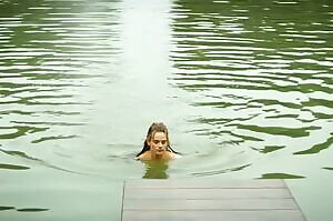 Noemie Schmidt perfect fit plots in 'Versailles'