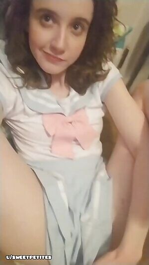 onesies can hide all kindsa things!