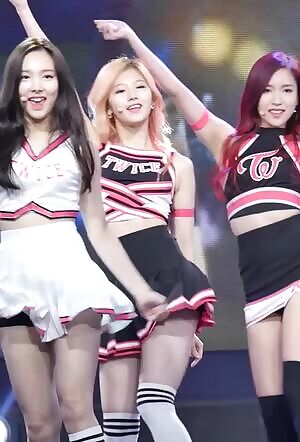 Twice - Nayeon, Sana & Mina