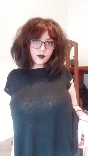 POV: your bratty big tiddy goth GF shows you what her shirt is hiding 🕷️