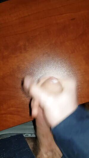 Happy new years everyone! Feel free to dm! 😘