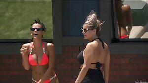 Elena being very bouncy in her bikini 7/1