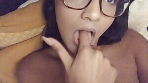 18 and wishing I had a cock in my mouth.